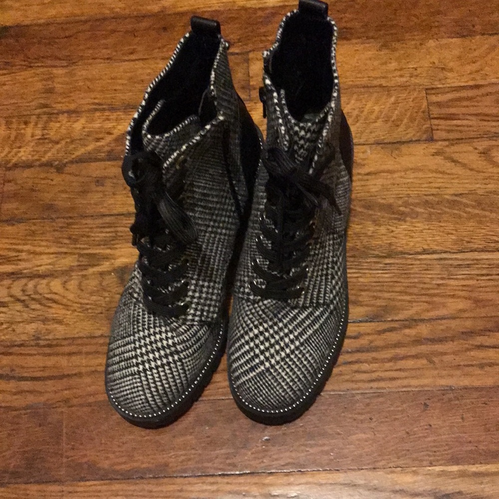 Aldo Black & White Glen Plaid Booties - Picture 10 of 12